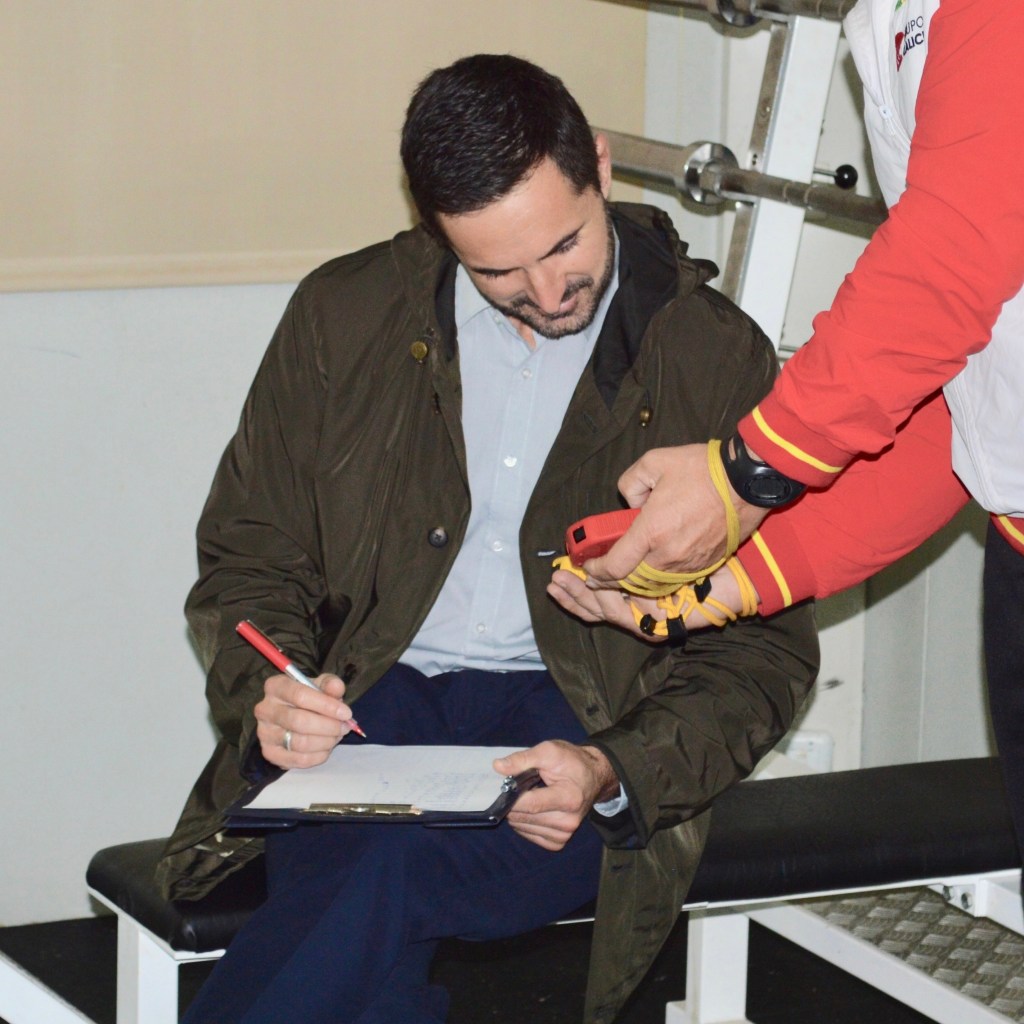 Why Collaboration Beats Consensus in High-Performance Teams